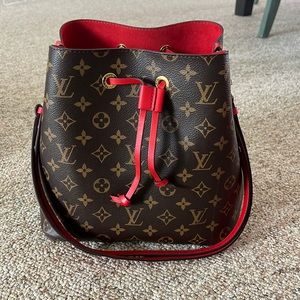Louis Vuitton Neo Neo Bucket Bag